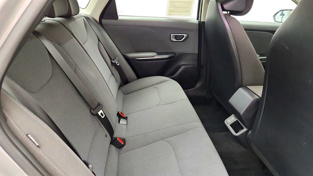 2025 Kia K4 LXS FWD - 23066277 - 19