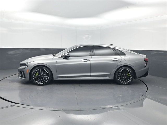 2025 Kia K5 GT photo 2