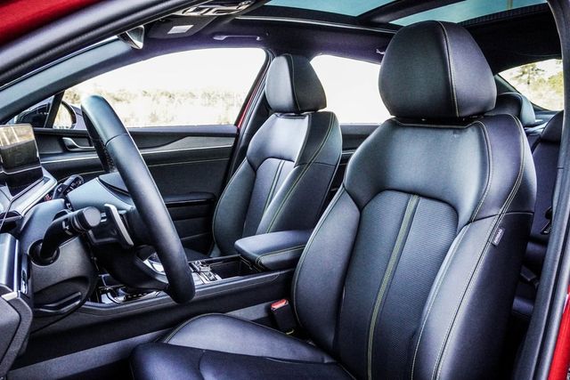 2025 Kia K5 GT DCT FWD - 22981416 - 32