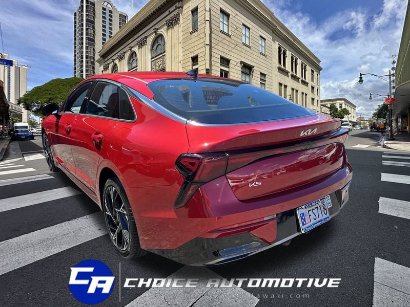 2025 Kia K5 GT-Line photo 4