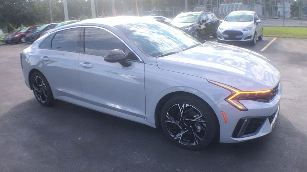 2025 Kia K5 GT-Line photo 2