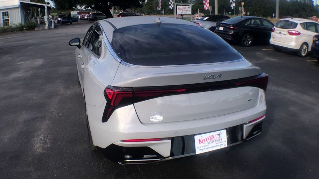 2025 Kia K5 GT-Line photo 7