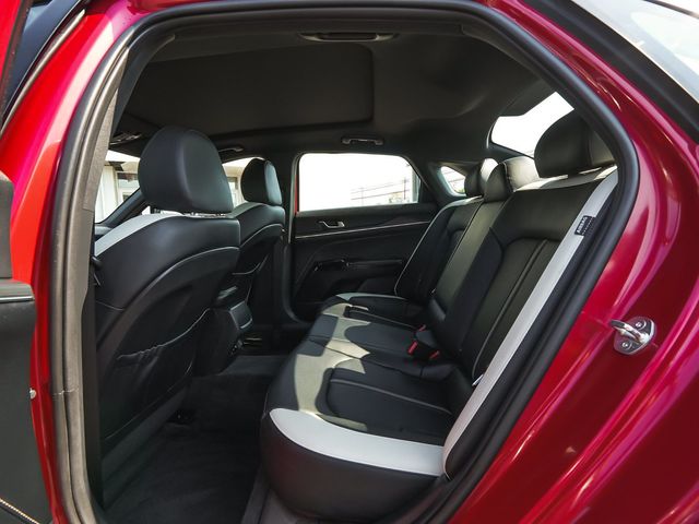 2025 Kia K5 GT-Line - 23101945 - 31