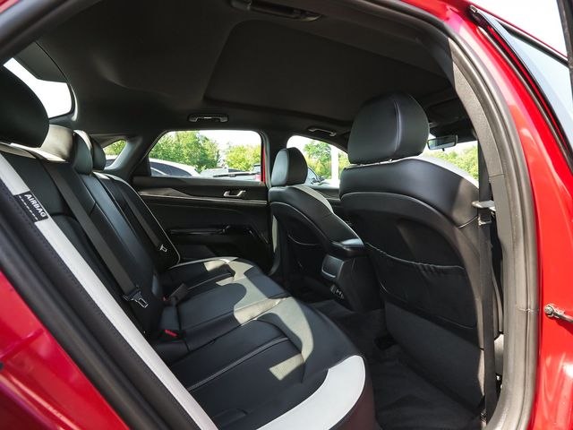 2025 Kia K5 GT-Line - 23101945 - 36