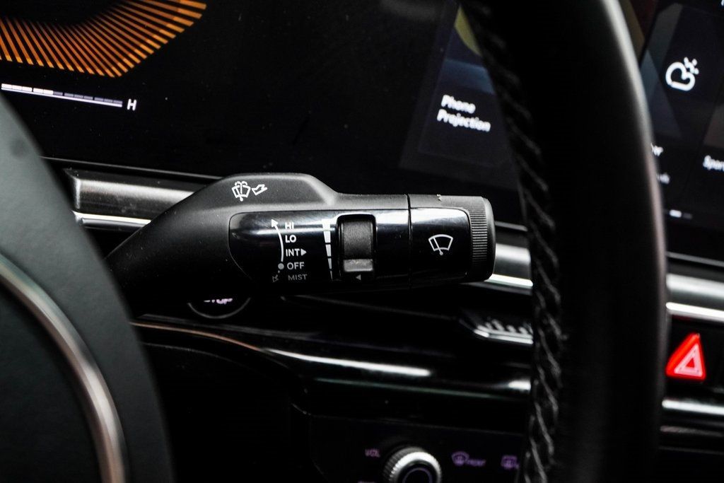 2025 Kia K5 GT-Line photo 35