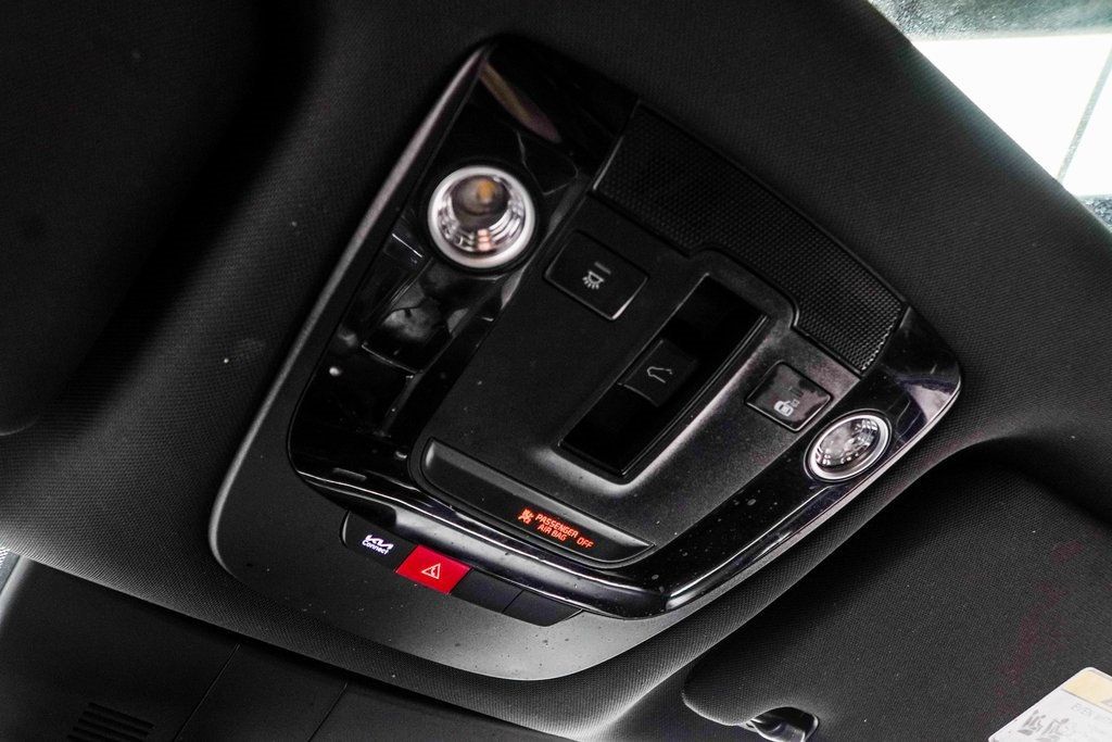 2025 Kia K5 GT-Line photo 37