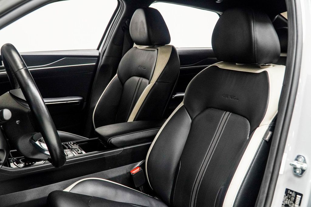 2025 Kia K5 GT-Line photo 34