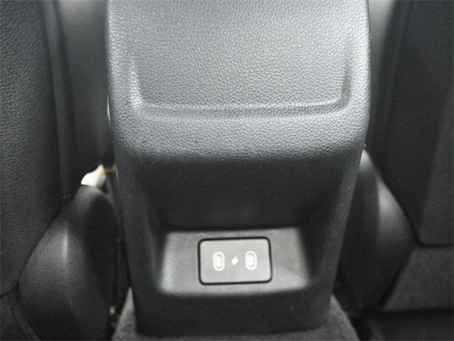 2025 Kia K5 GT-Line photo 12
