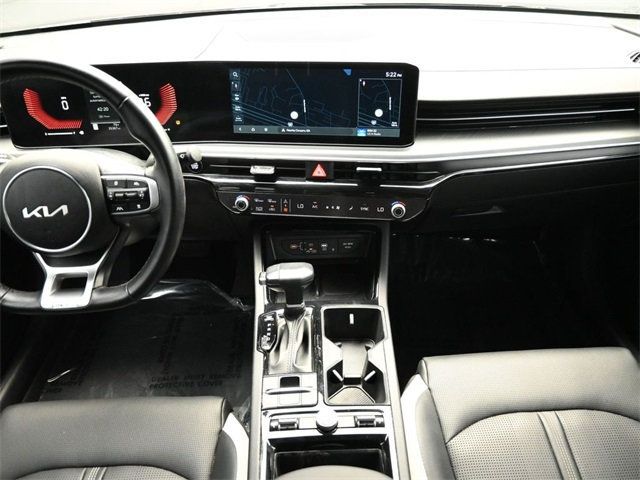 2025 Kia K5 GT-Line photo 16