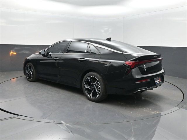 2025 Kia K5 GT-Line photo 2