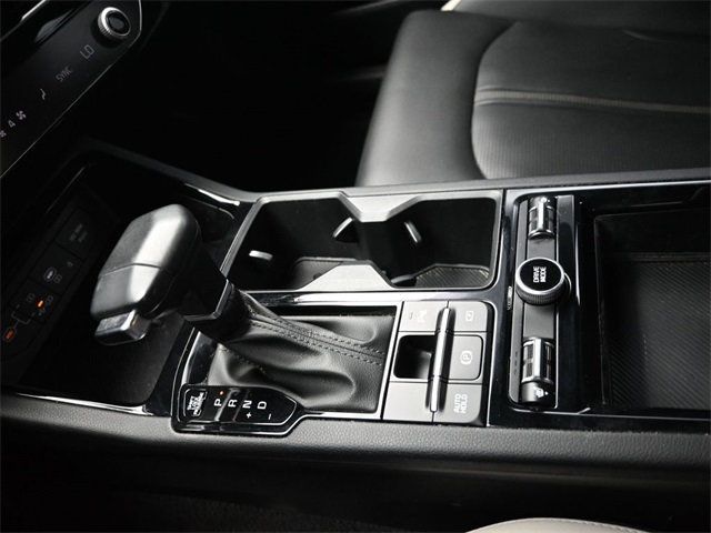 2025 Kia K5 GT-Line photo 21
