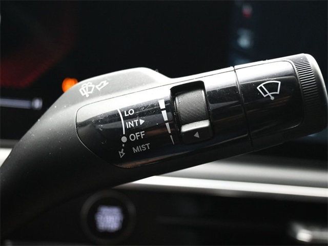 2025 Kia K5 GT-Line photo 25