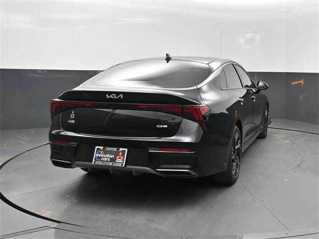 2025 Kia K5 GT-Line photo 3