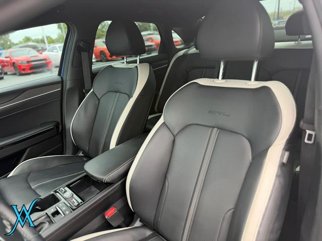 2025 Kia K5 GT-Line Sedan 4D - 23052424 - 13