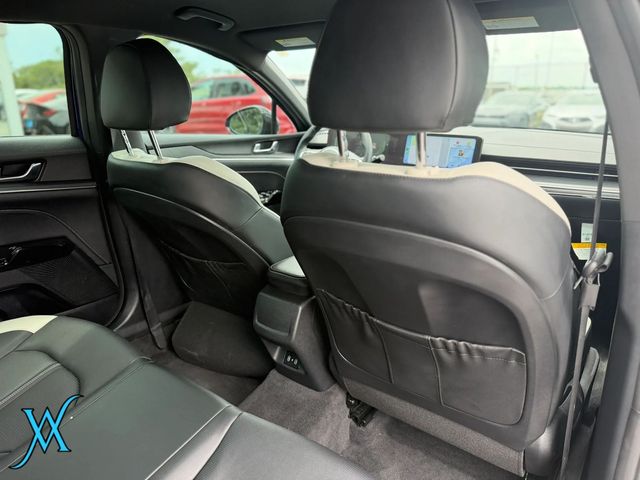2025 Kia K5 GT-Line Sedan 4D - 23052424 - 18