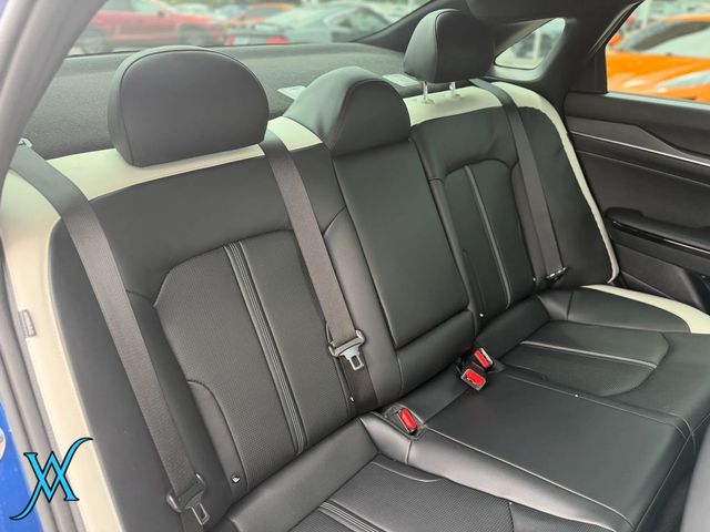 2025 Kia K5 GT-Line Sedan 4D - 23052424 - 19