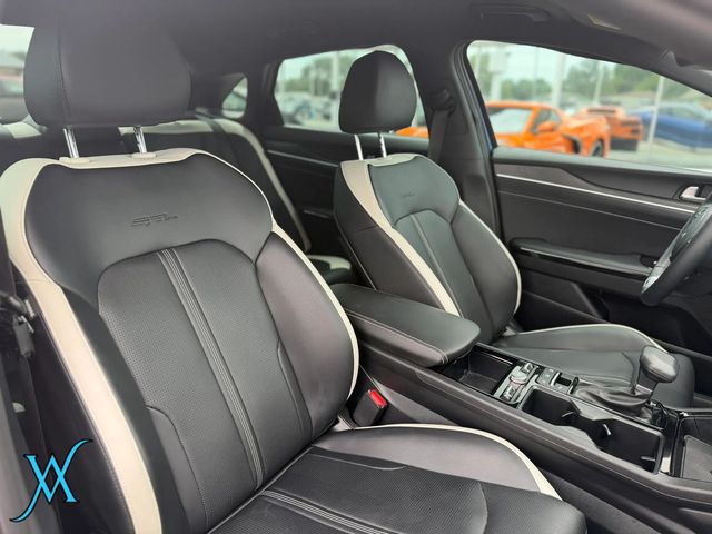 2025 Kia K5 GT-Line Sedan 4D - 23052424 - 23