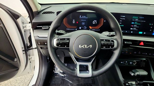 2025 Kia K5 LXS Automatic - 23033135 - 12