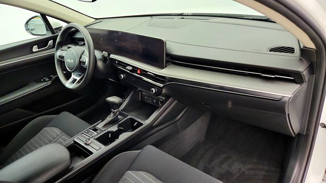 2025 Kia K5 LXS Automatic - 23033135 - 22