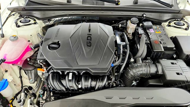 2025 Kia K5 LXS Automatic - 23033135 - 24