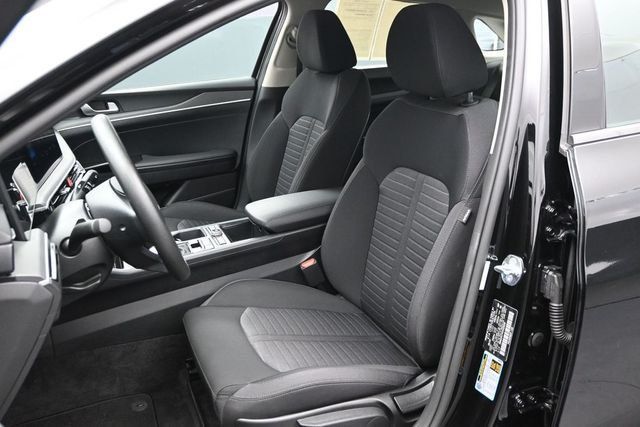 2025 Kia Optima LXS FWD's photo