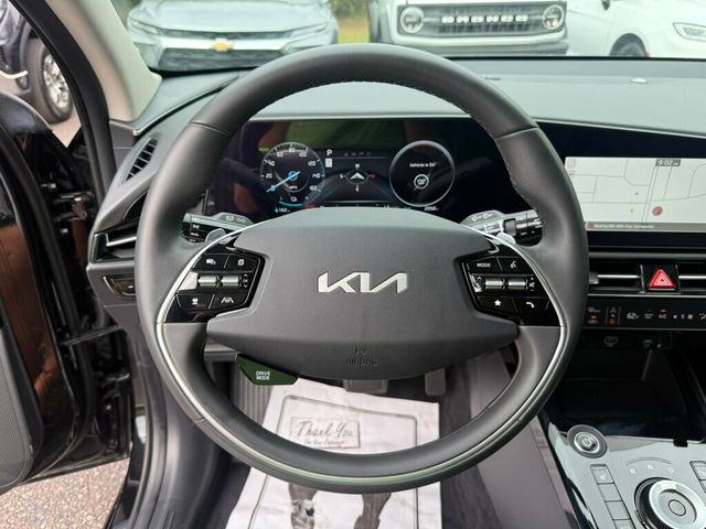 2025 Kia Niro Wind EV's photo