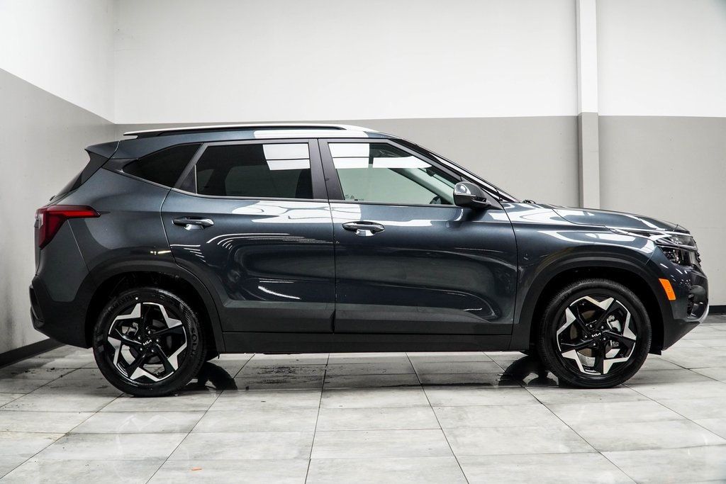 2025 Kia Seltos S photo 4