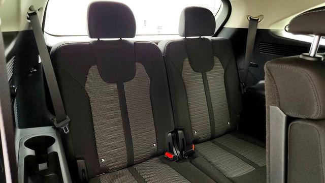 2025 Kia Sorento LX FWD - 23032586 - 18