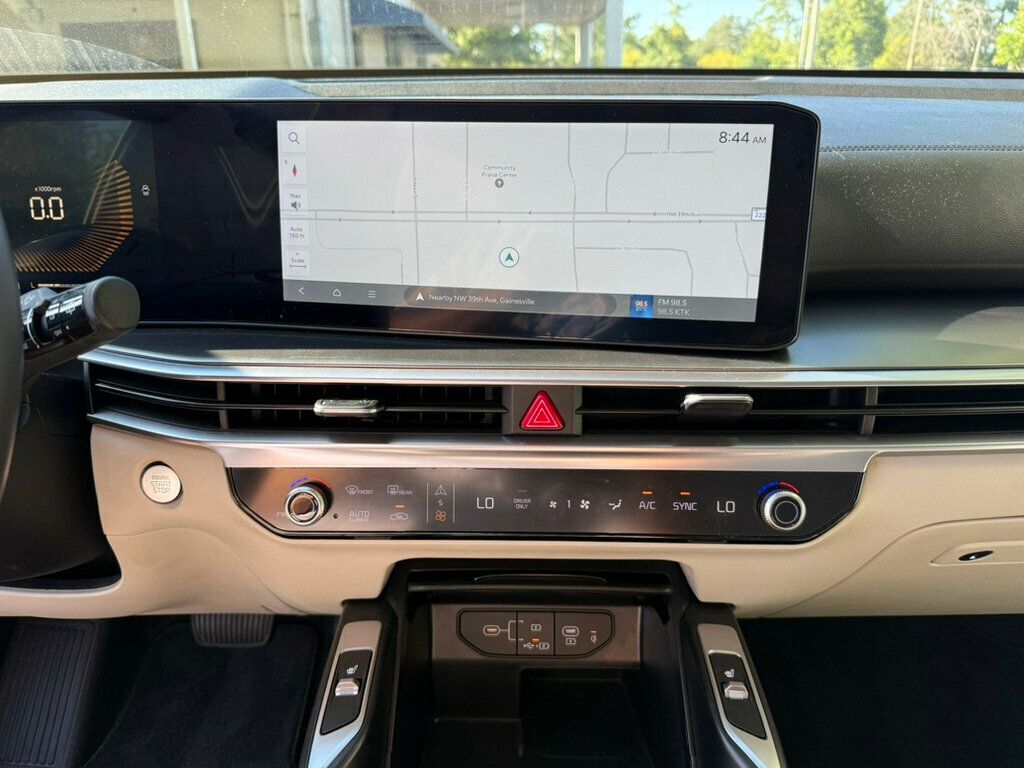2025 Kia Sorento Hybrid EX photo 4