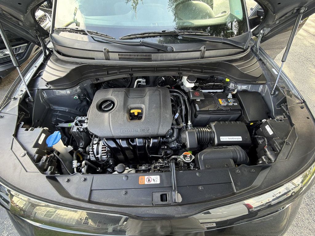Kia Soul LX photo 11