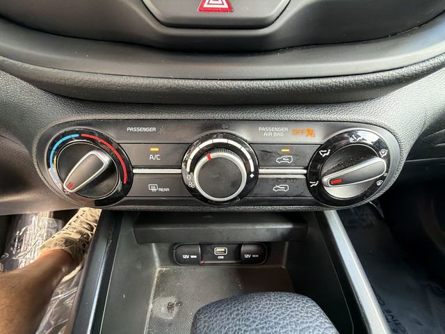 2025 Kia Soul LX - 23069099 - 18