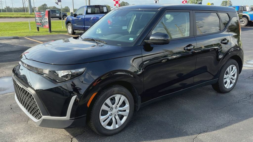 Kia Soul LX photo 4