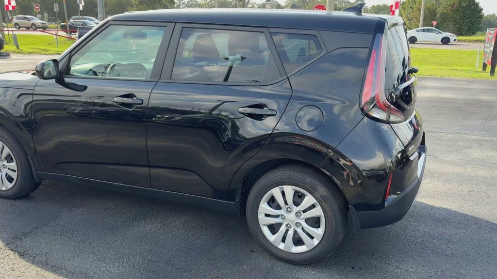 Kia Soul LX photo 6
