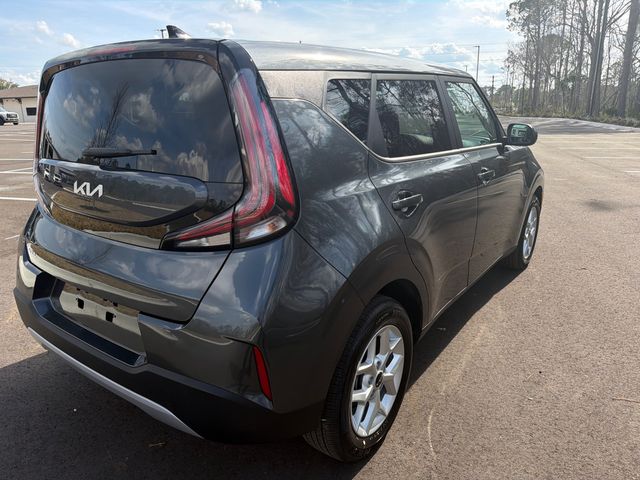 2025 Kia Soul LX - 22988068 - 10