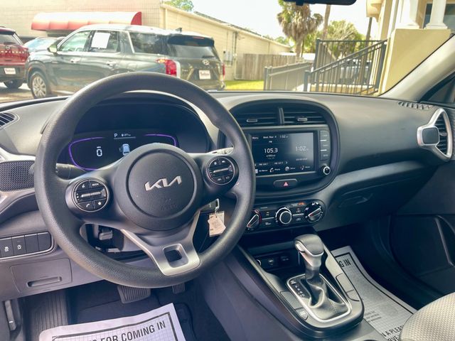 2025 KIA SOUL LX - 22992244 - 12