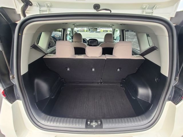 2025 Kia Soul LX FWD - 23025994 - 17