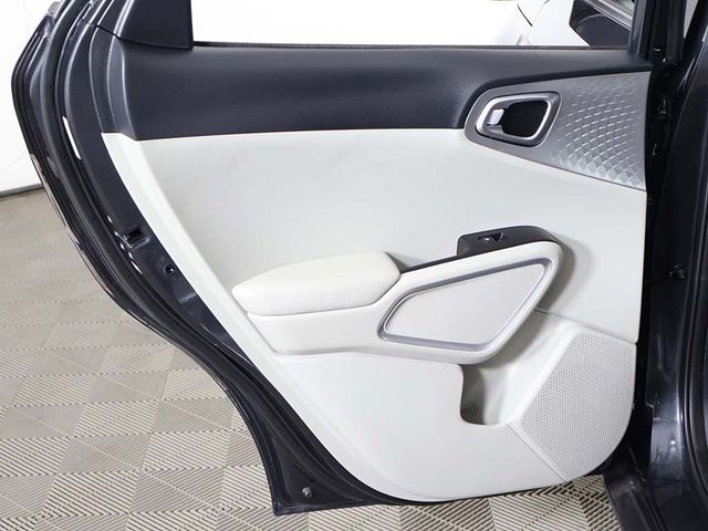 2025 Kia Soul LX FWD - 22988745 - 22