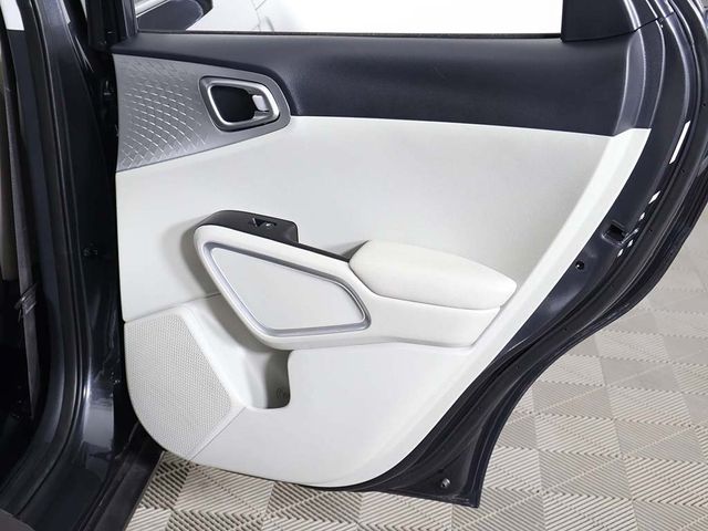 2025 Kia Soul LX FWD - 22988745 - 23