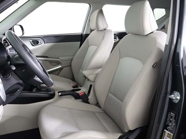 2025 Kia Soul LX FWD - 22988745 - 26