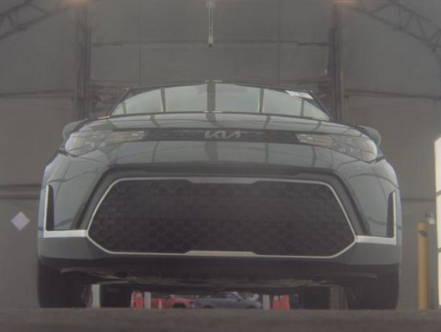 2025 Kia Soul LX FWD - 23003431 - 3