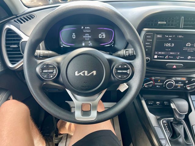 2025 Kia Soul LX FWD - 22869676 - 13