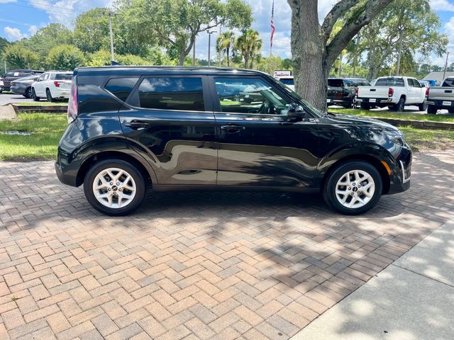 2025 Kia Soul LX FWD - 22869676 - 6