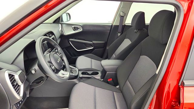 2025 Kia Soul LX FWD - 23021551 - 17