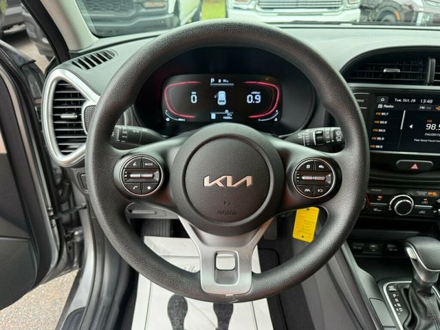 2025 Kia Soul LX FWD - 22936589 - 4