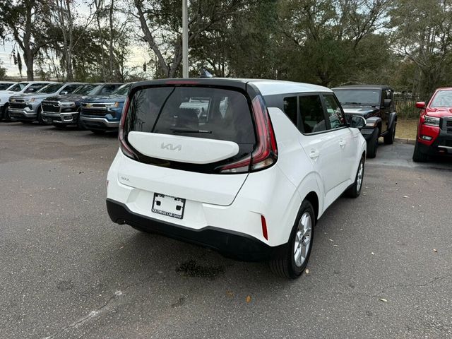 2025 Kia Soul LX FWD - 22982326 - 9