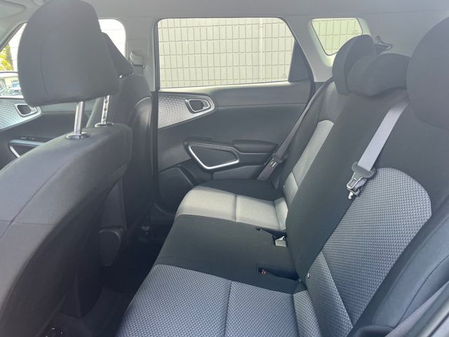 2025 KIA SOUL LX WITH TECHNOLOGY PACKAGE ($500 VALUE) - 23056278 - 13