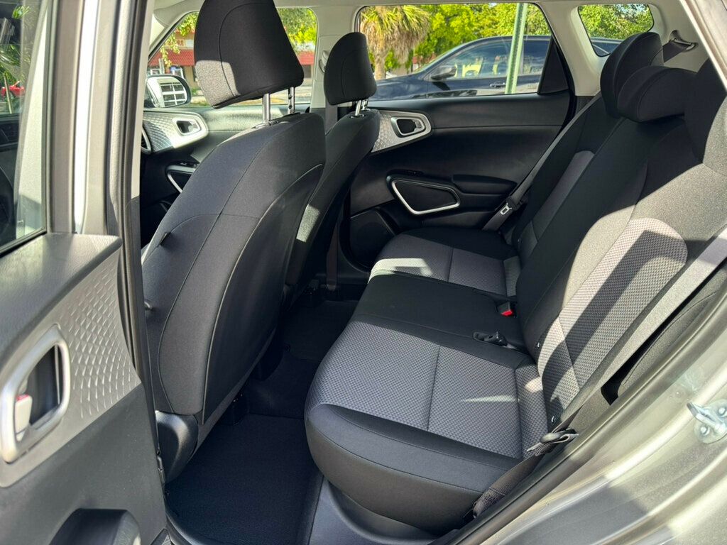 2025 Kia Soul S FWD - 22958982 - 9