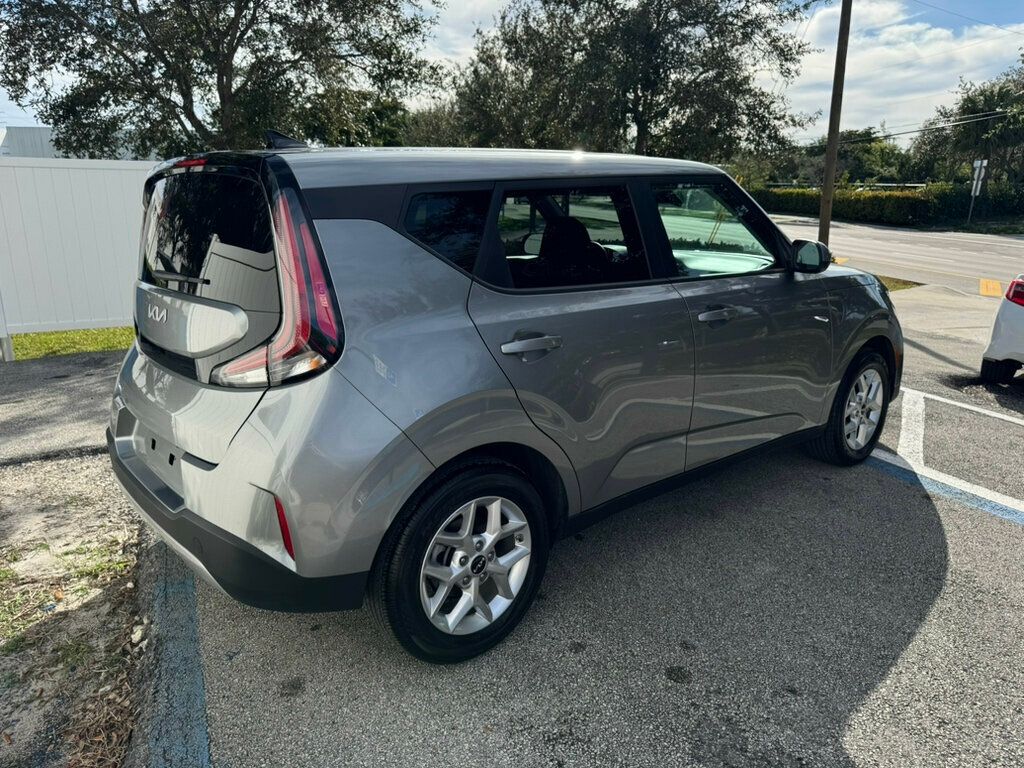 2025 Kia Soul S FWD - 22958982 - 2