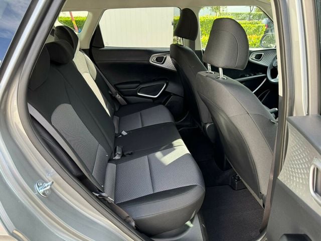 2025 Kia Soul S FWD - 22958982 - 5