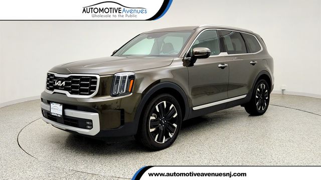 2025 Kia Telluride SX AWD w/ Captain's Chairs Pkg & Mahogany Interior - 23037913 - 0